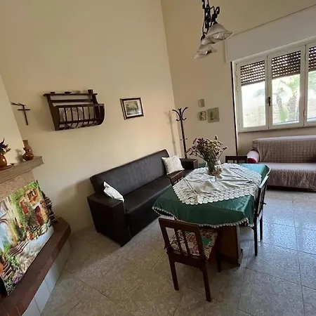 度假居 Giardino La Grotta