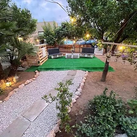 Giardino La Grotta 度假居